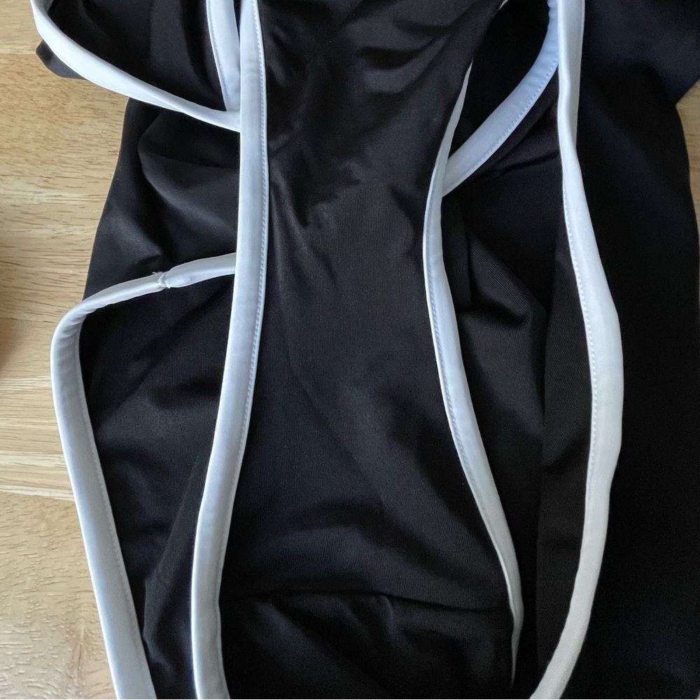 New! Pink x Frankie’s Bikinis Poppi one piece Swimsuit black binded 47343 - Picture 11 of 11